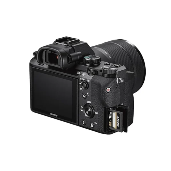 Sony A7ii boîtier + objectif 28-70mm